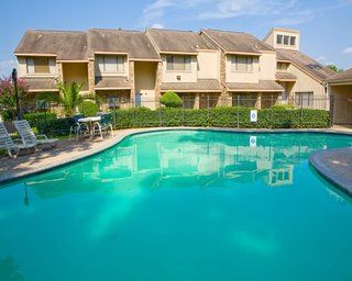 Villas On The Lake Montgomery Exterior photo